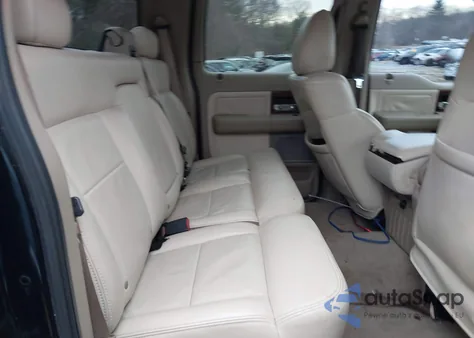 2004 Ford F-150 Lariat/Xlt z USA, uszkodzony, nr VIN 1FTPW12504KC30594